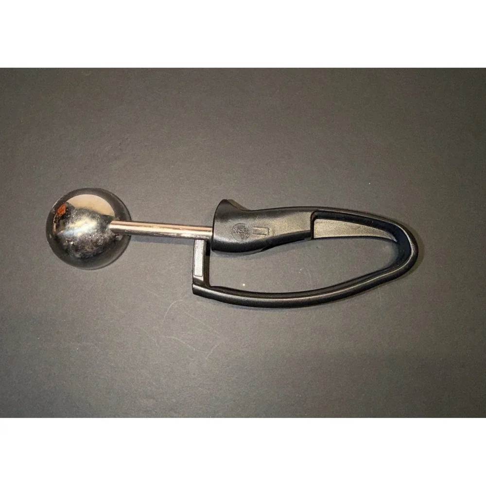 Zeroll Zerolon EZ Squeeze Scoop Disher Black Squeeze Handle NSF Professional 2